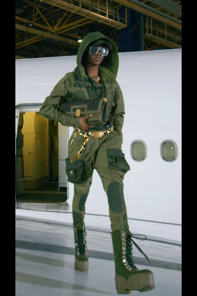 Look 9